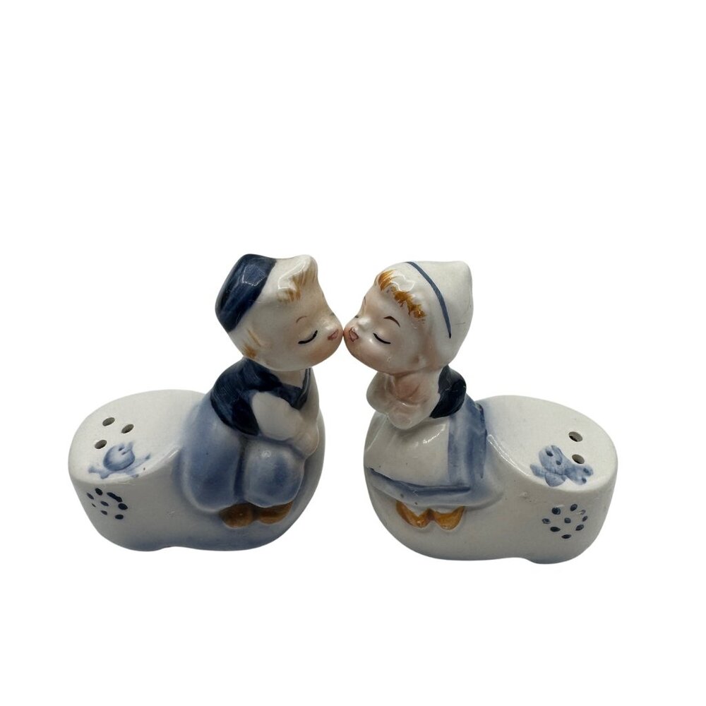 Dutch Boy & Girl Ceramic Salt & Pepper Shakers Kissing Figurines Hand-Painted
